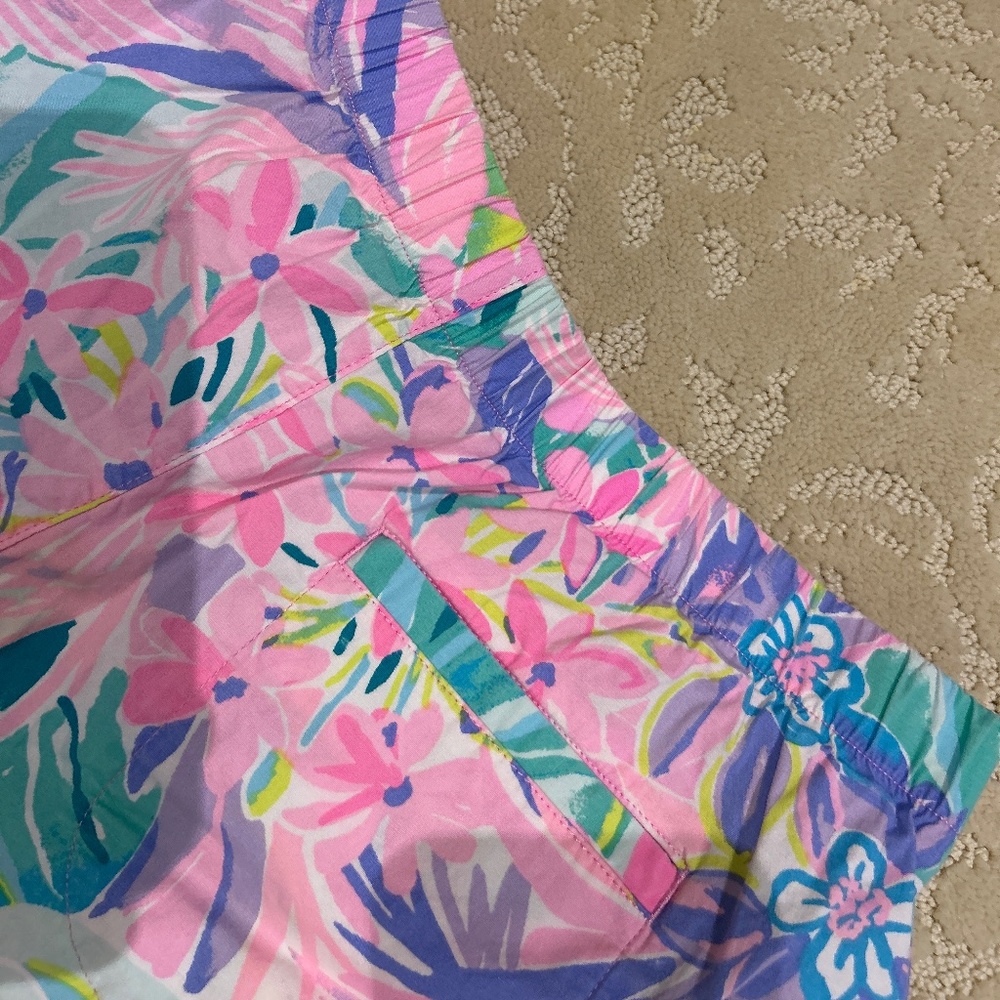 Lilly Pulitzer Ocean View Board Shorts It Was All a Dream - Picture 6 of 7
